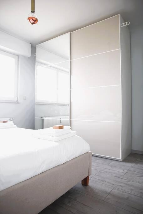 Charming Modern 2 Bedroom Apartment Alzingen Exterior foto